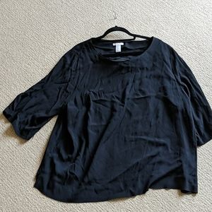 H&M Black Boatneck Blouse 3/4 Bell Sleeve Party Ready EUC elevated Basic Goth